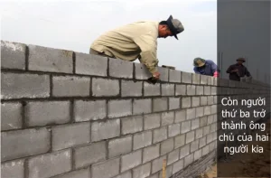 Câu chuyện 3 người thợ xây một bức tường-2.webp