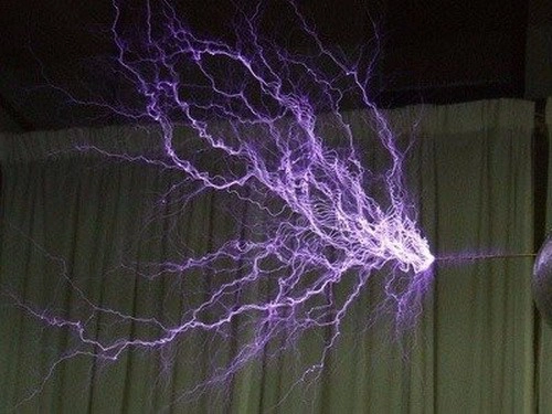 Câu chuyện cuộc đời mê hoặc của Nikola Tesla Thiên tài thắp sáng thế giới-10.webp