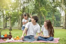 3 điều cần tránh khi nuôi con trai + 5 điều cần tránh khi nuôi con gái