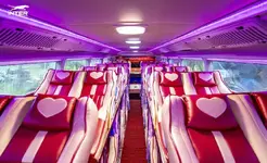 Xe bus tình yêu