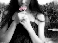 Đêm mưa tháng năm, nhớ em và những cơn mưa tình yêu...