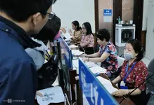 Khoảng 85.000 công chức nghỉ hưu trước tuổi