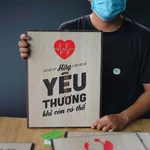 Hãy yêu thương nhau khi còn có thể