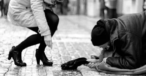 Câu chuyện đôi dép của người nông dân